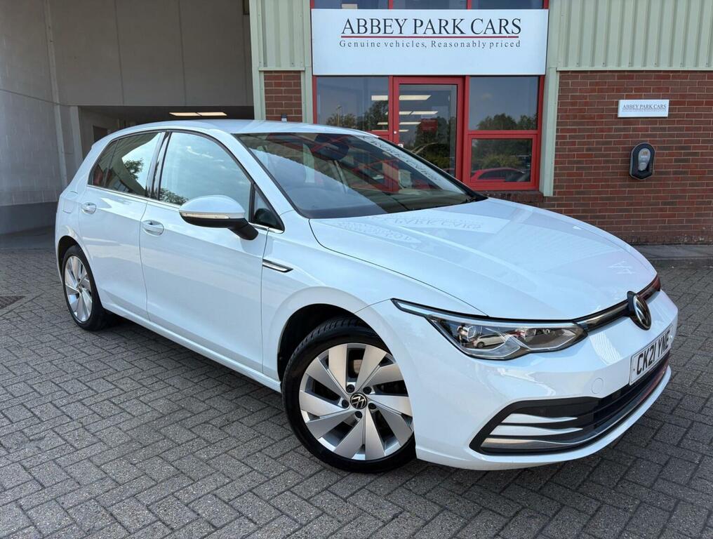 Volkswagen Golf Hatchback 1.5 Etsi Mhev Style Dsg Euro 6 Ss White