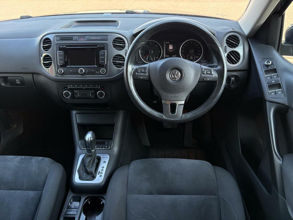 Volkswagen Tiguan 2.0 Tdi Bluemotion Tech Black #12