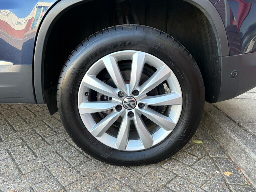Volkswagen Tiguan 2.0 Tdi Bluemotion Tech Black #23
