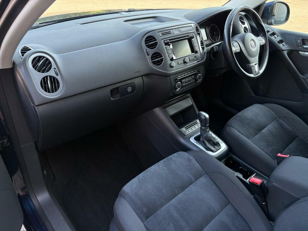 Volkswagen Tiguan 2.0 Tdi Bluemotion Tech Black #11