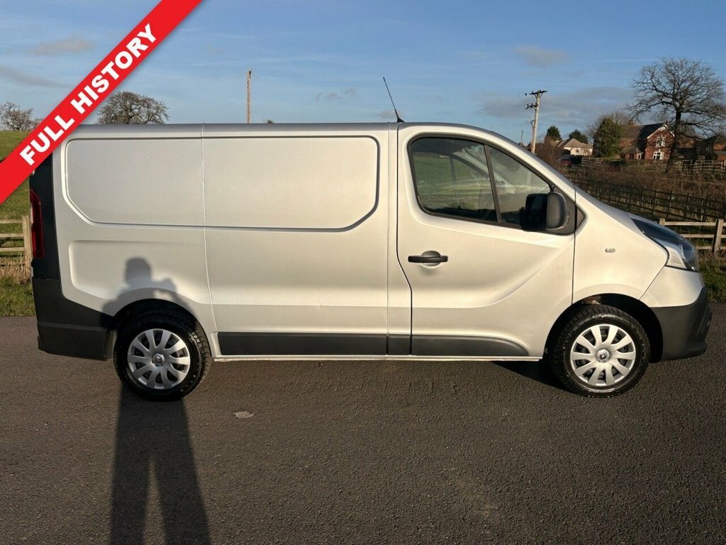 Renault Trafic 1.6L Business Silver