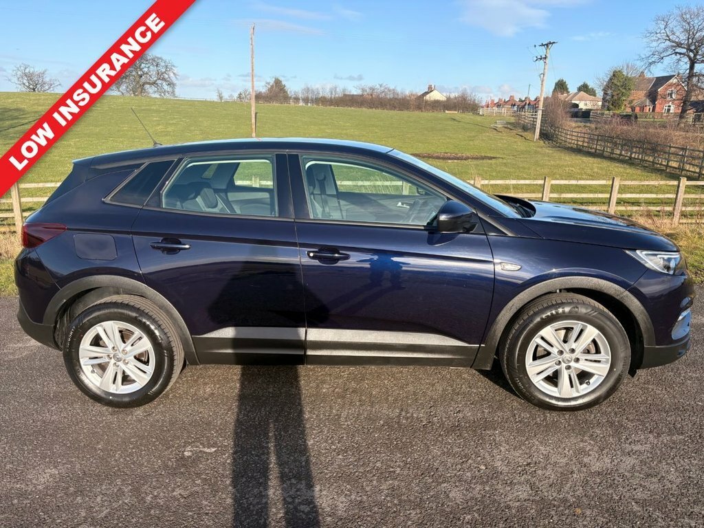 Vauxhall Grandland X 1.2L Se Blue