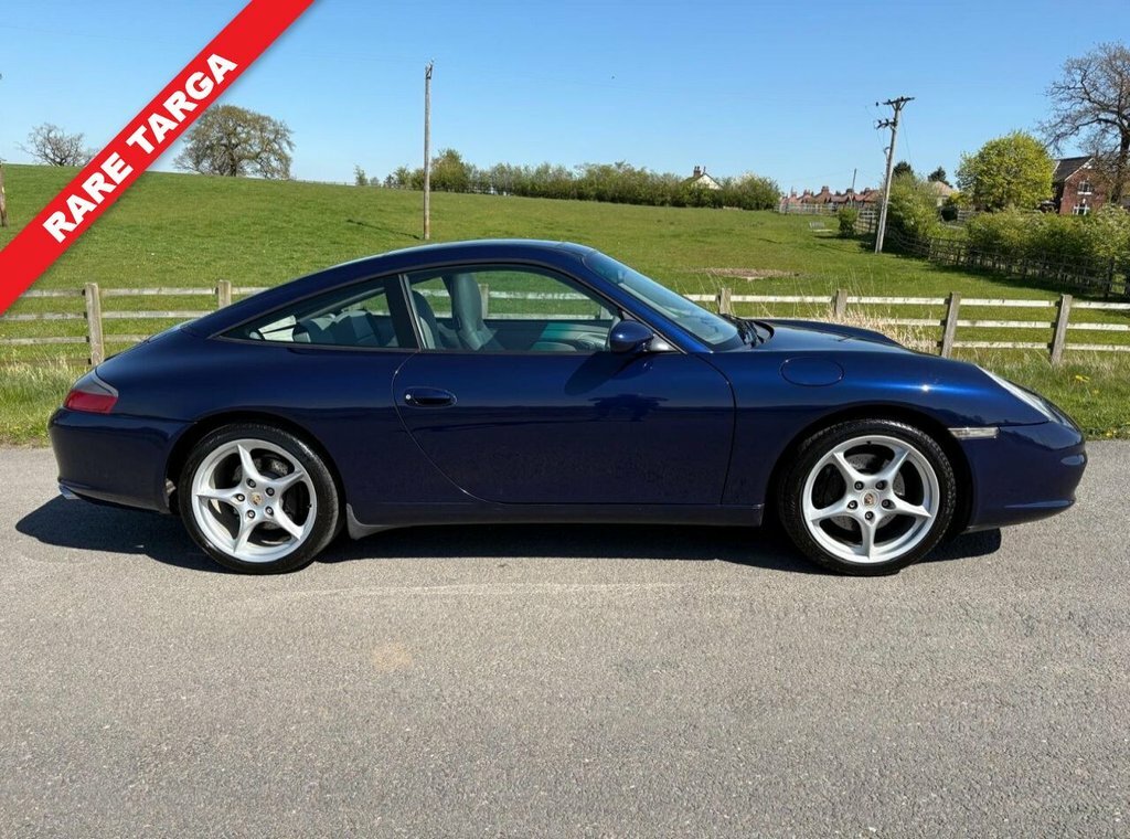 Porsche 911 3.6L 996 Blue