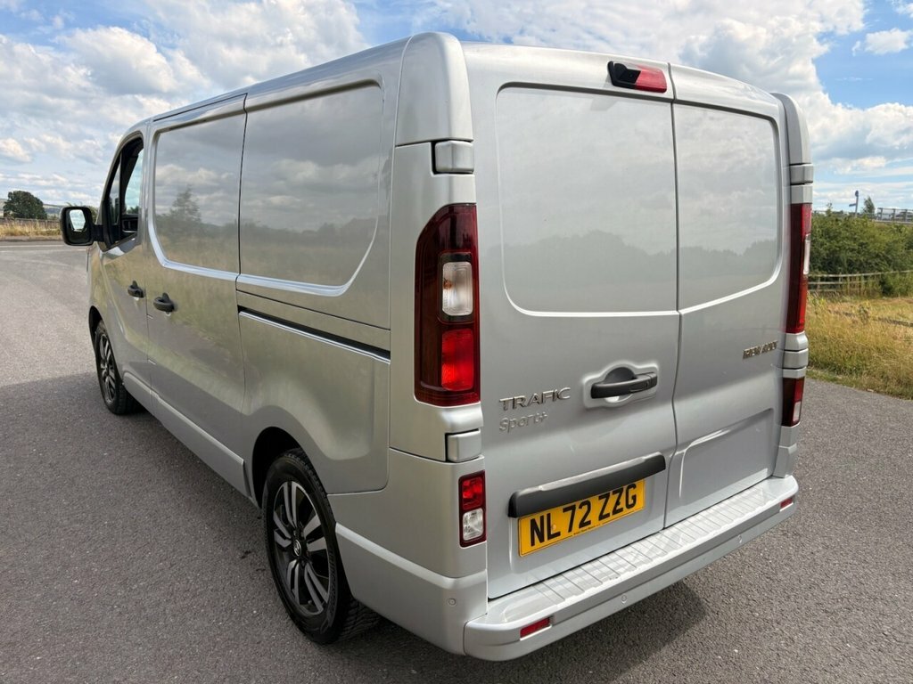 Renault Trafic Sl28 Dci 130 Business Plus Swb Low Roof 20389 White #7