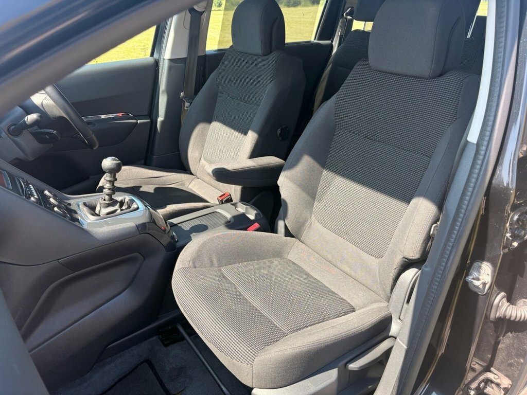 Peugeot 5008 2.0 Hdi 150 Allure Top Spec 7 Seater Free Blue #9