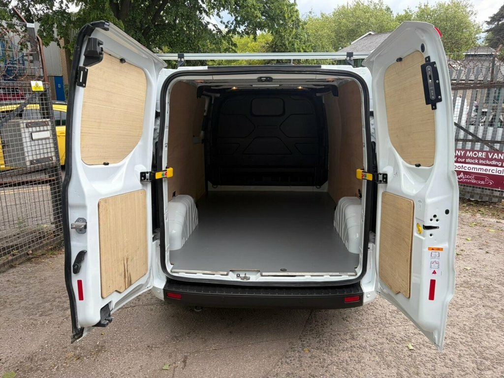 Ford Transit Custom 2L Trend FH22MZZ White #3