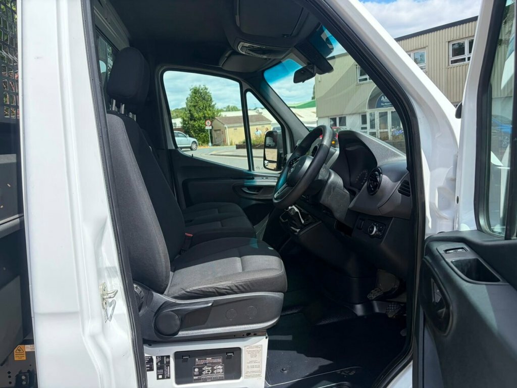 Mercedes-Benz Sprinter 2L Progressive White #2