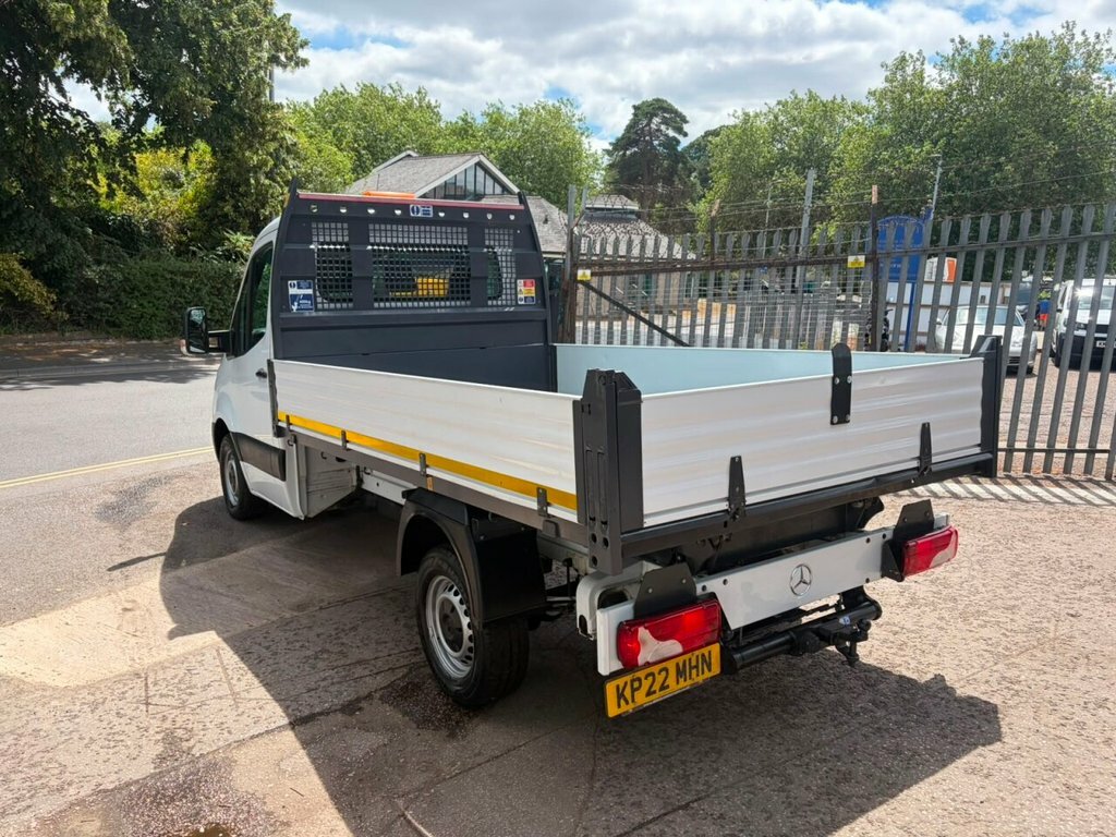 Mercedes-Benz Sprinter 2L Progressive White #3