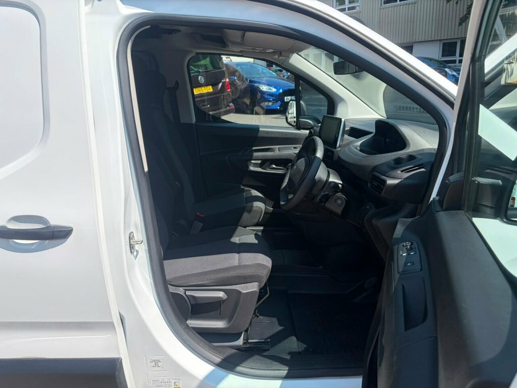 Peugeot Partner 1.5L Professional 6Dr White #2