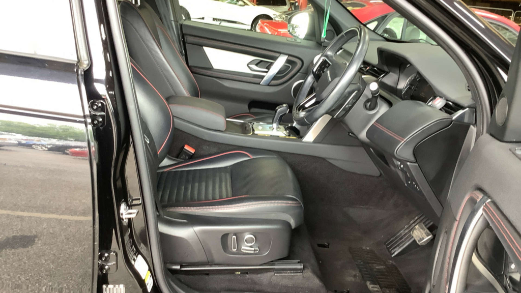 Land Rover Discovery Sport R-dynamic S Plus KE70RWX Black #5