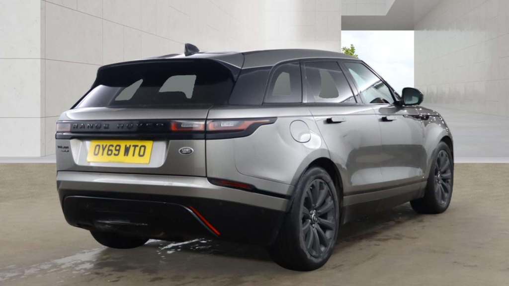 Land Rover Range Rover Velar 3.0 D300 R-dynamic Hse Black #4
