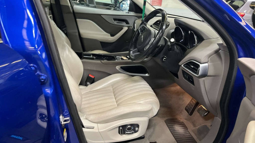 Jaguar F-Pace Diesel #5