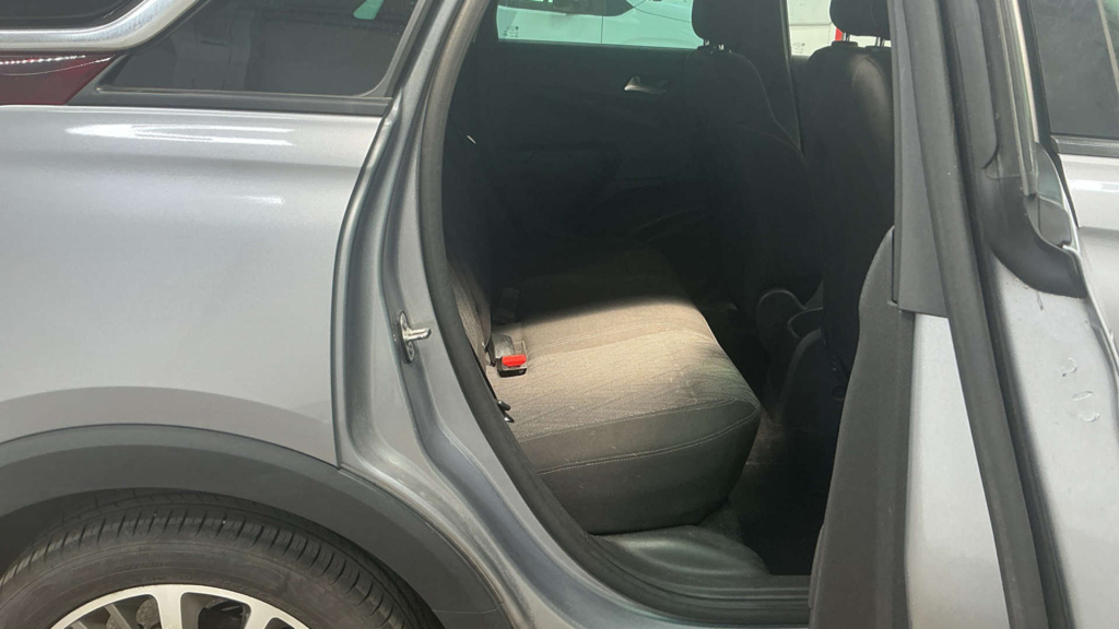 Vauxhall Crossland X Petrol #6