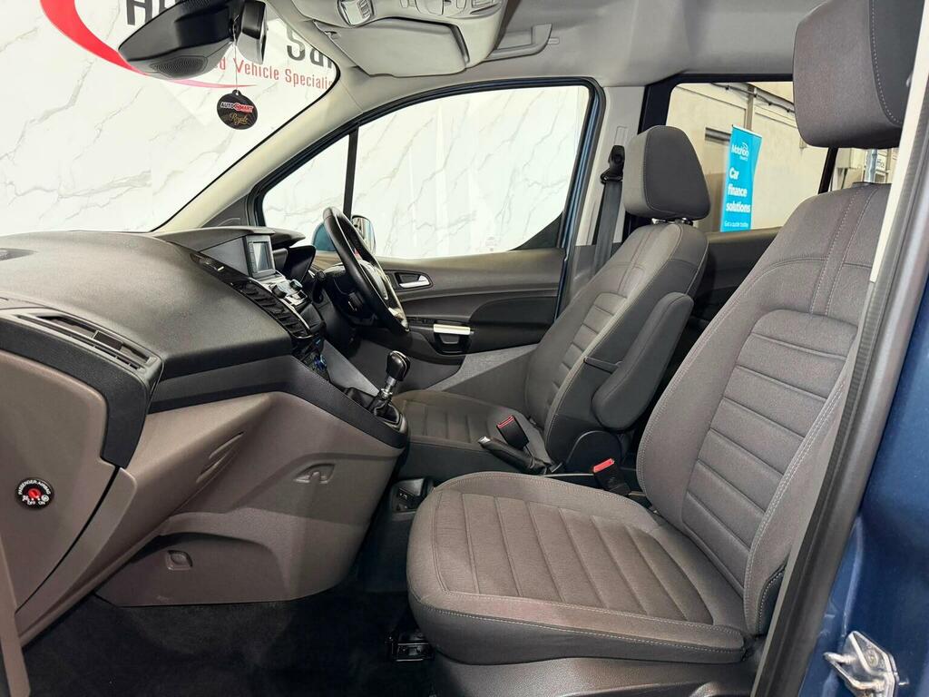 Ford Grand Tourneo Connect Ecoblue Titanium Mpv Blue #16