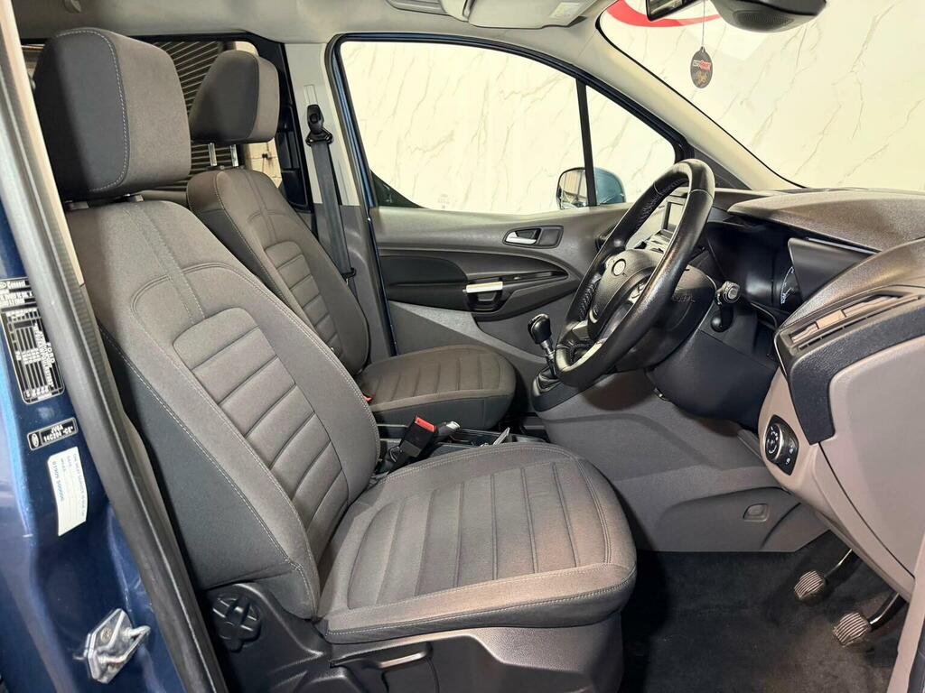 Ford Grand Tourneo Connect Ecoblue Titanium Mpv Blue #8