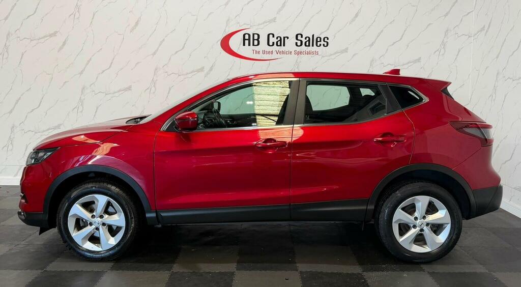 Nissan Qashqai 1.3 Dig-t Acenta Premium Euro 6 Ss Red #6