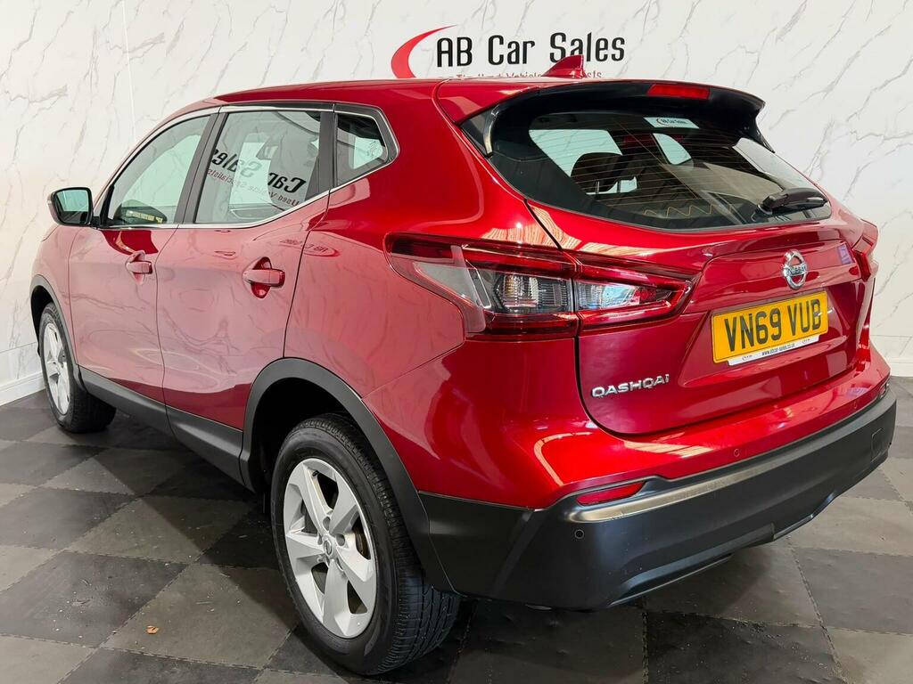 Nissan Qashqai 1.3 Dig-t Acenta Premium Euro 6 Ss Red #5