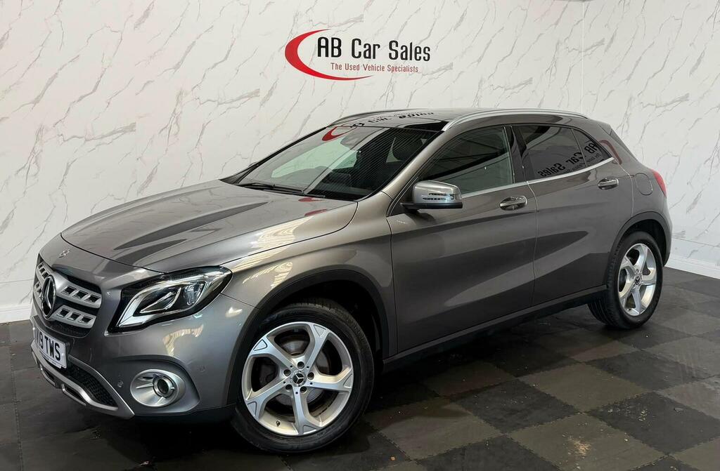 Mercedes-Benz GLA Class 1.6 Gla200 Sport Premium Plus 7G-dct Euro 6 Ss Grey