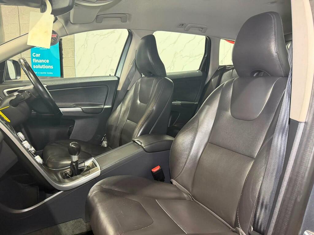 Volvo XC60 D4awd R-design Grey #18