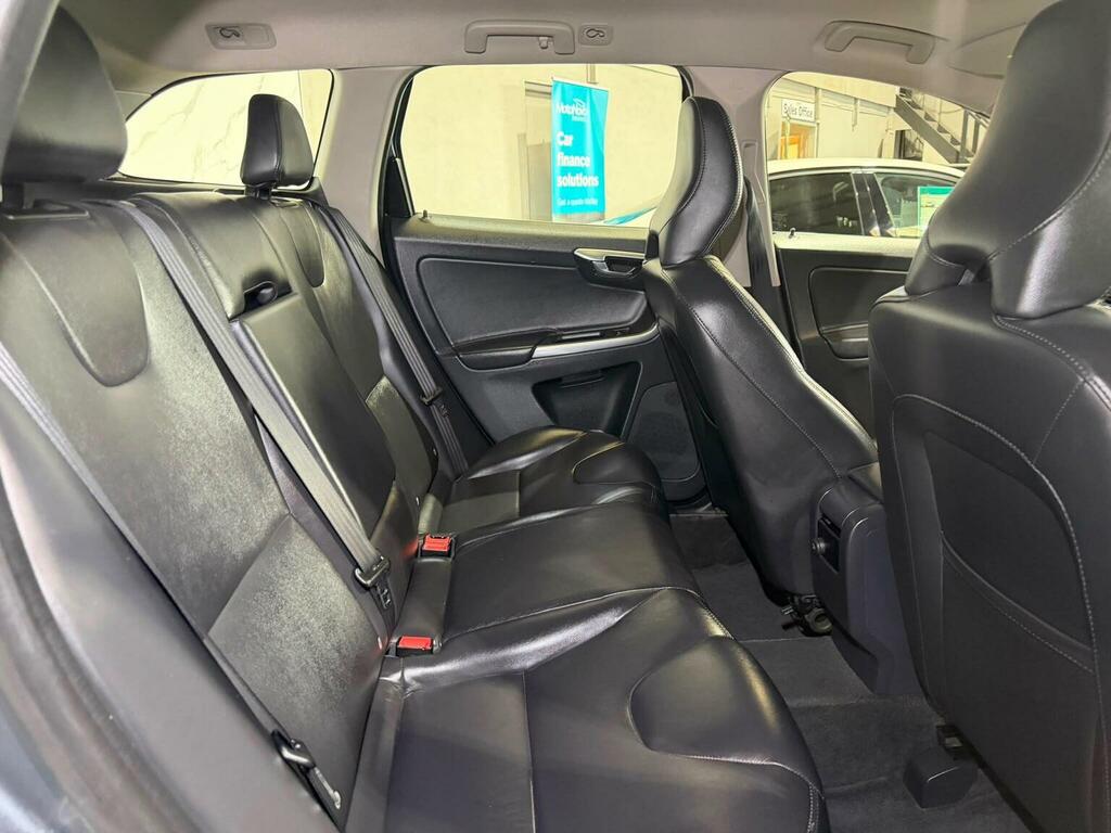 Volvo XC60 D4awd R-design Grey #12