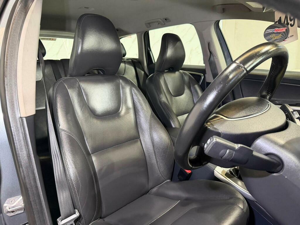 Volvo XC60 D4awd R-design Grey #10