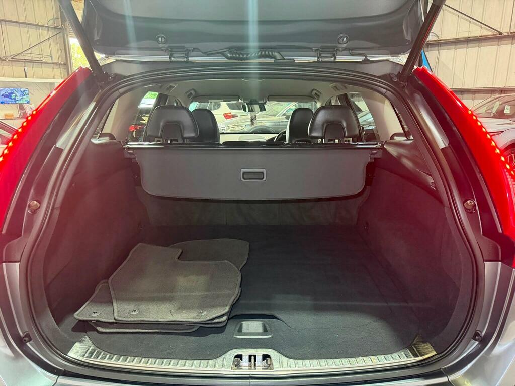 Volvo XC60 D4awd R-design Grey #14