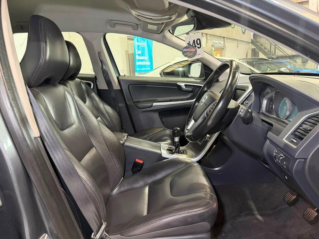 Volvo XC60 D4awd R-design Grey #9