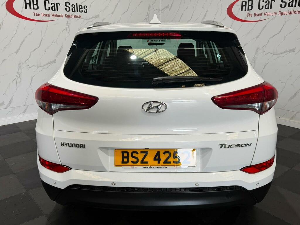 Hyundai Tucson 1.6 Gdi Blue Drive Se Nav Euro 6 Ss White #3