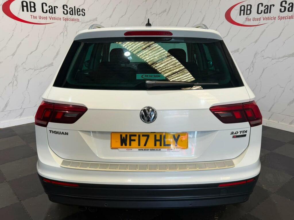 Volkswagen Tiguan 2.0 Tdi Bluemotion Tech Se Navigation 4Motion Euro White #3
