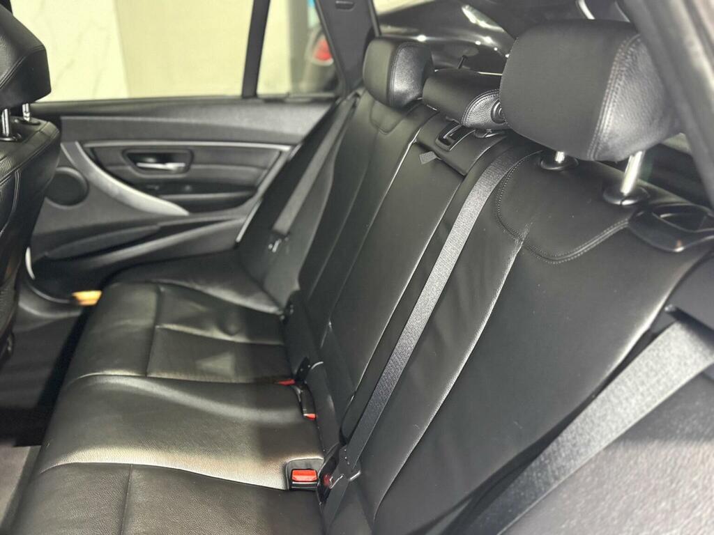 BMW 3 Series 318D Se White #16
