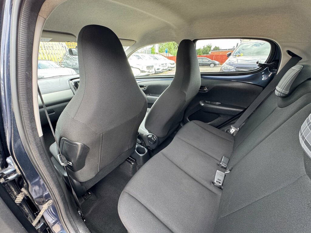 Peugeot 108 1.2 Puretech Allure Euro 6 Yellow #31