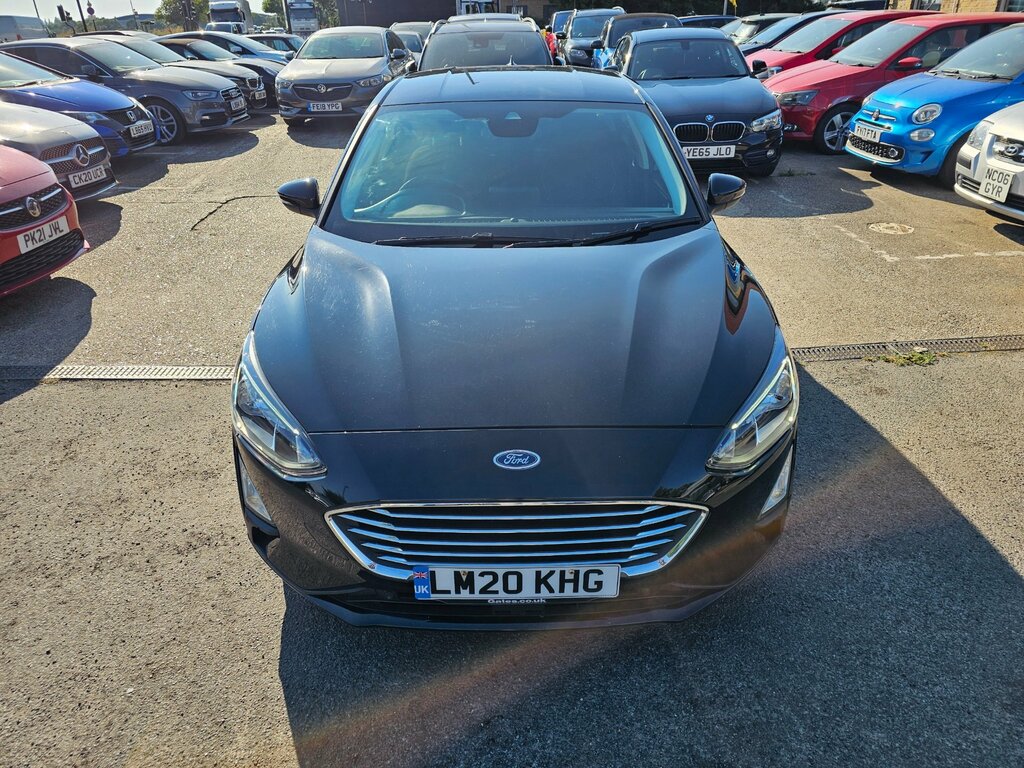 Ford Focus 1.0T Ecoboost Titanium Hatchback E Black #3