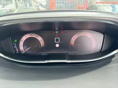 Peugeot 3008 1.5 Bluehdi Gt Line Grey #30
