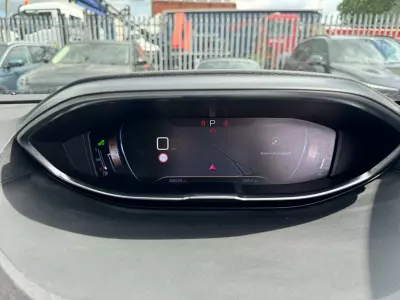 Peugeot 3008 1.5 Bluehdi Gt Line Grey #28