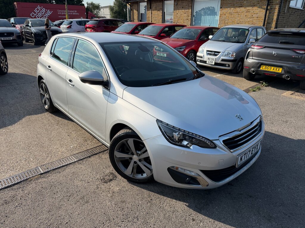 Peugeot 308 1.2 Puretech Allure Hatchback Eat Euro Silver