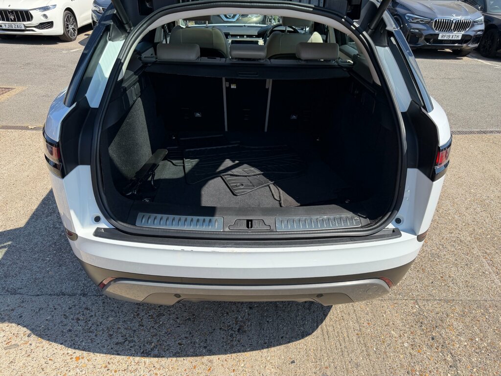 Land Rover Range Rover Velar R-dynamic Hse White #55