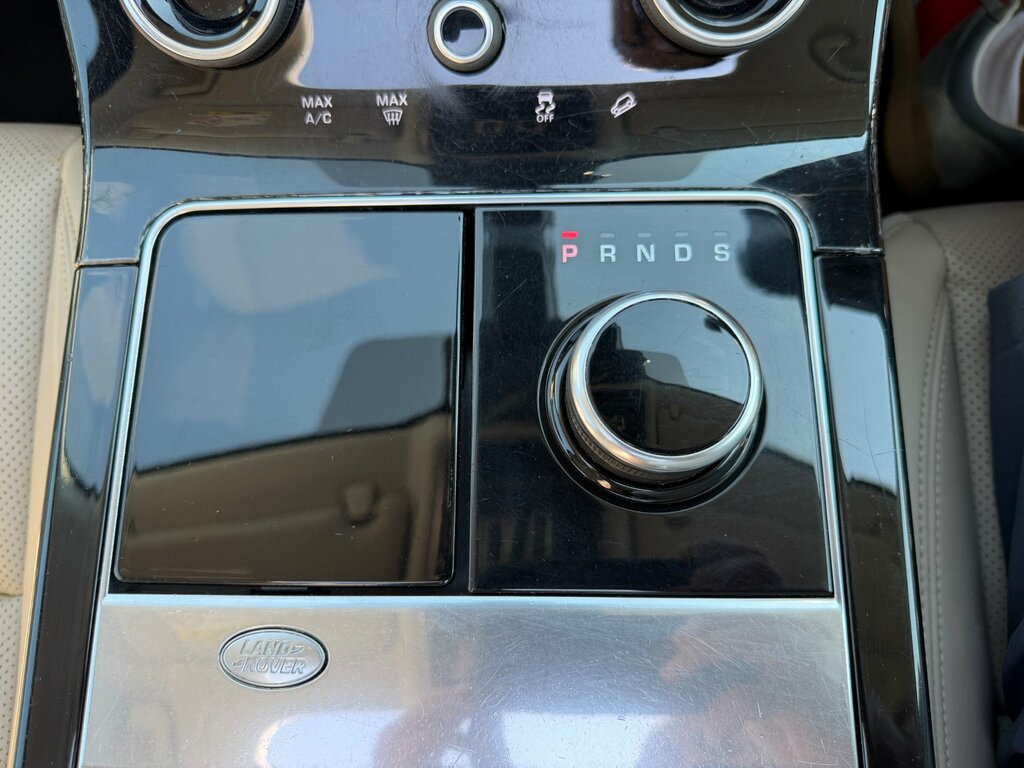 Land Rover Range Rover Velar R-dynamic Hse White #33