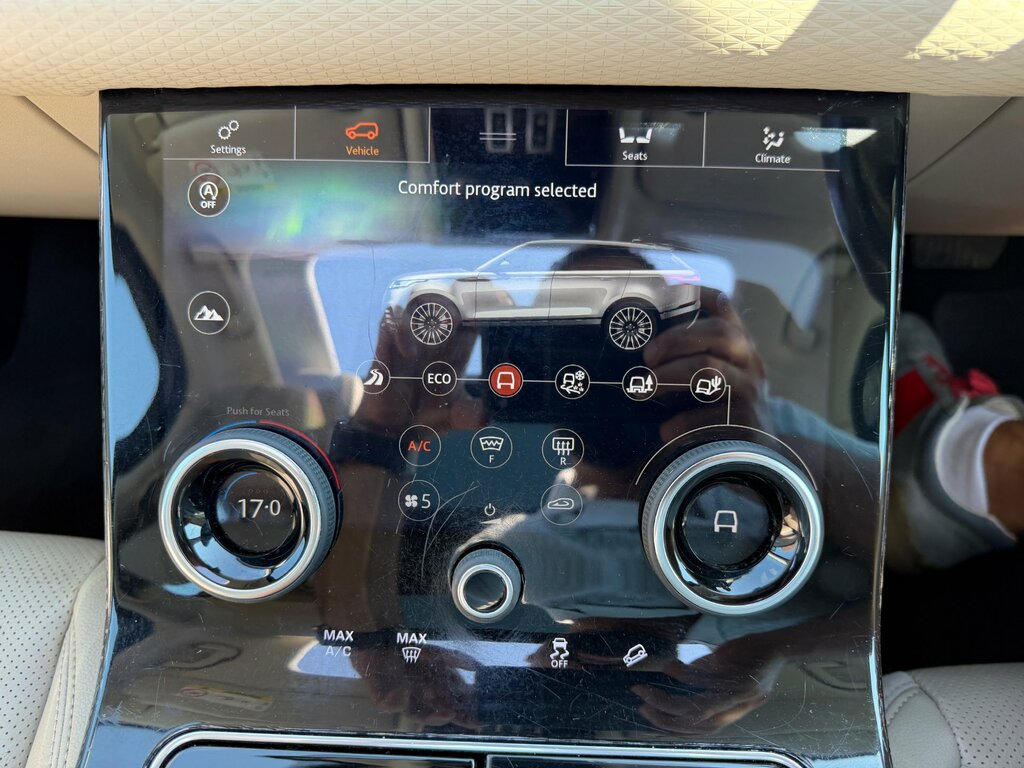 Land Rover Range Rover Velar R-dynamic Hse White #22
