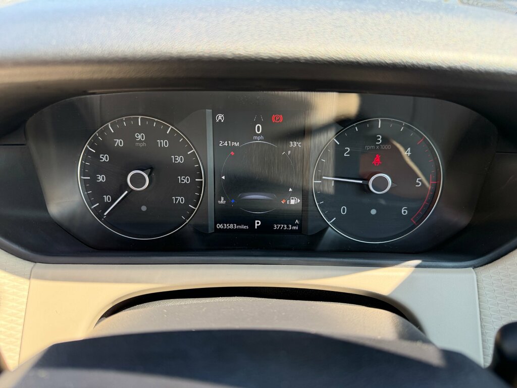 Land Rover Range Rover Velar R-dynamic Hse White #18