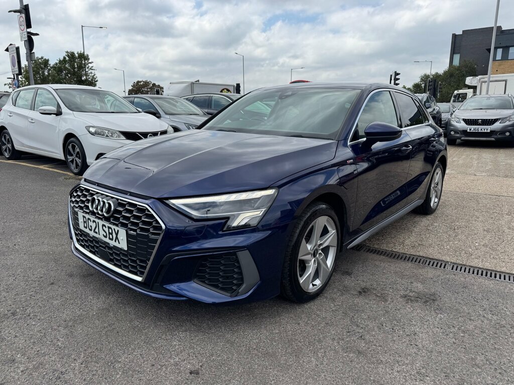 Audi A3 1.4 Tfsie 40 S Line Sportback Plug-in H Blue
