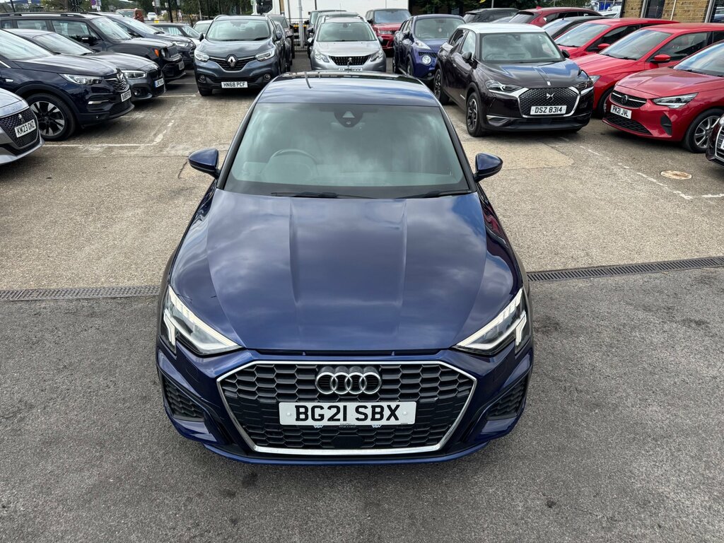 Audi A3 1.4 Tfsie 40 S Line Sportback Plug-in H Blue #2