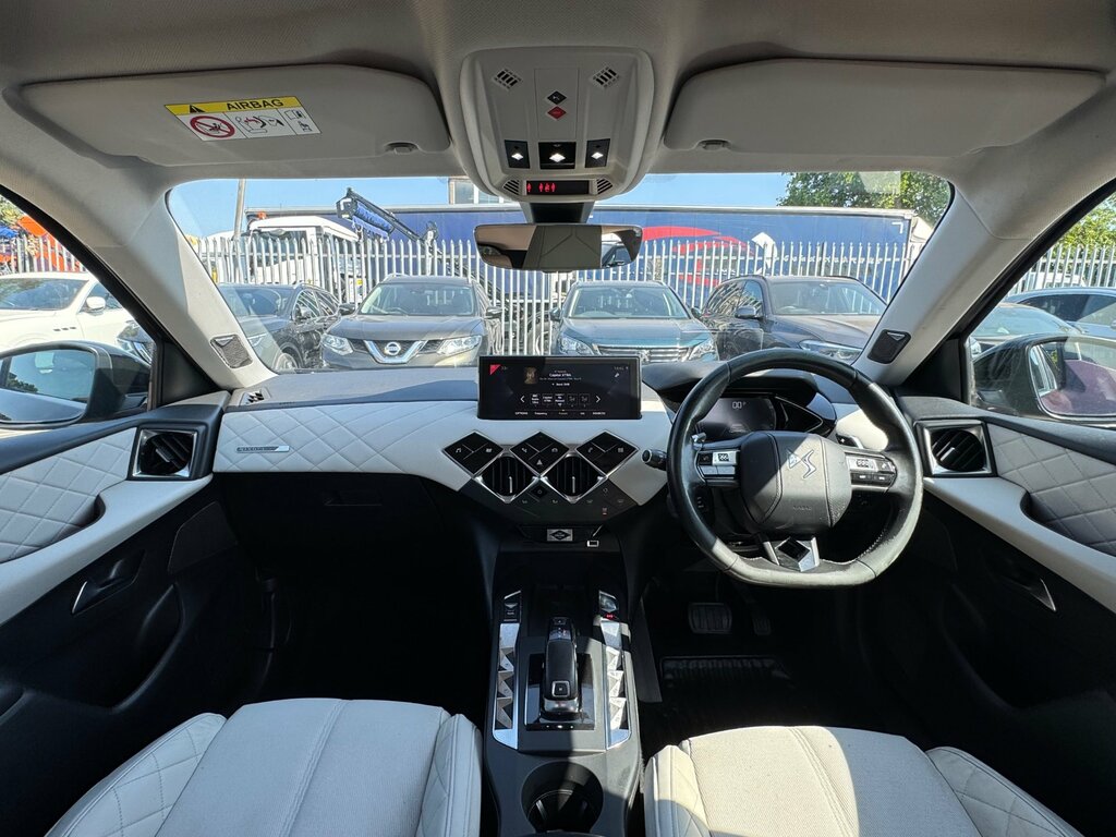 DS DS 3 Crossback Black #28