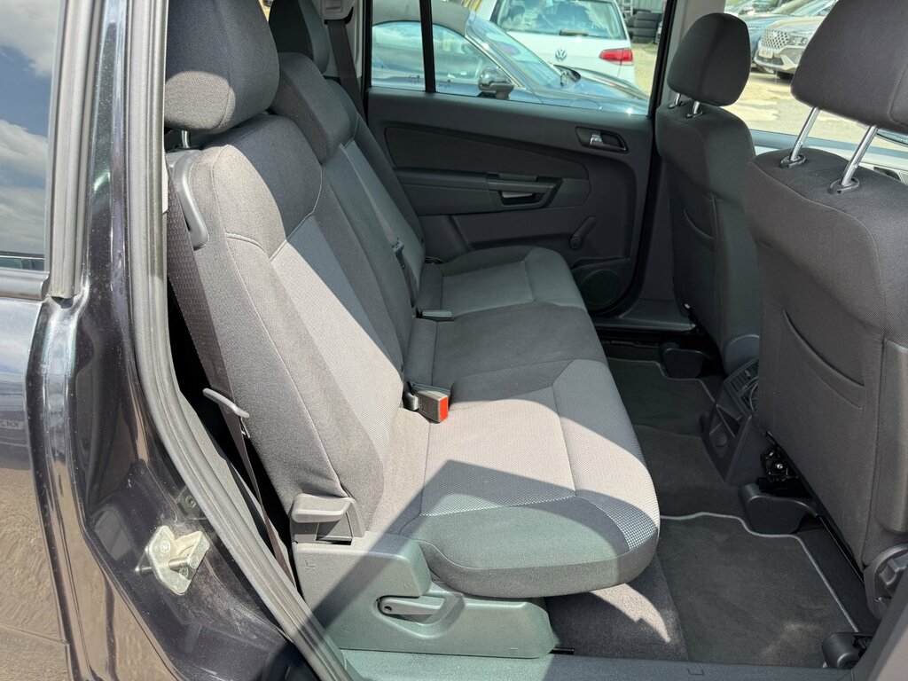 Vauxhall Zafira Automatic Brown #51