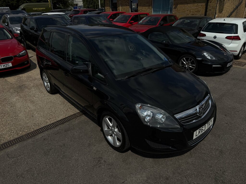 Vauxhall Zafira 1.6 16V Exclusiv Mpv Euro 5 115 Black #2