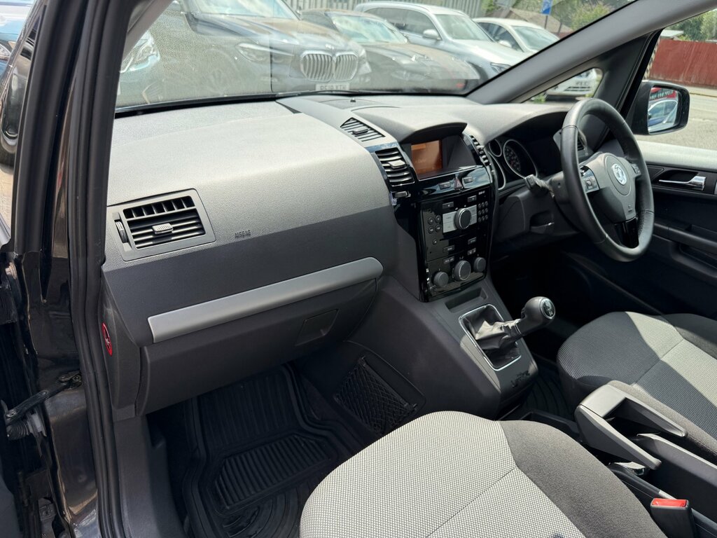 Vauxhall Zafira Automatic Brown #41