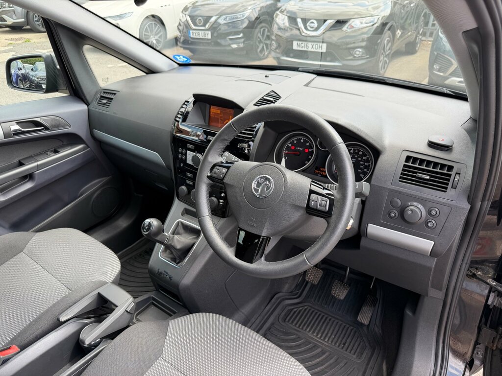 Vauxhall Zafira Automatic Brown #21