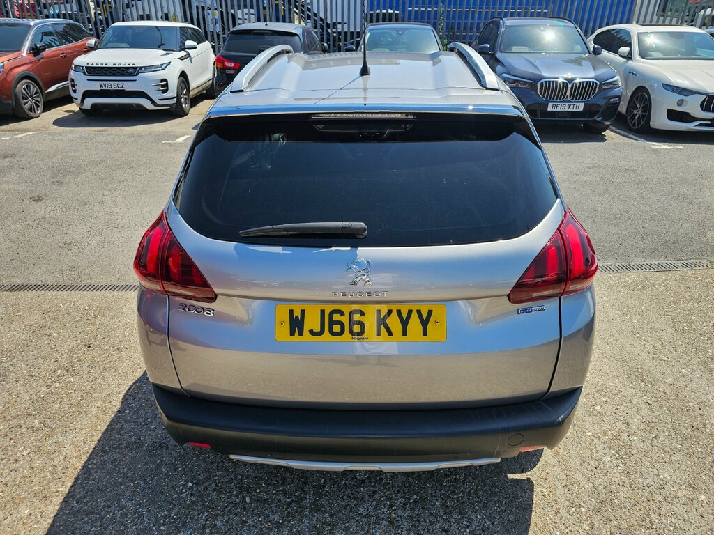 Peugeot 2008 Puretech Active Red #11