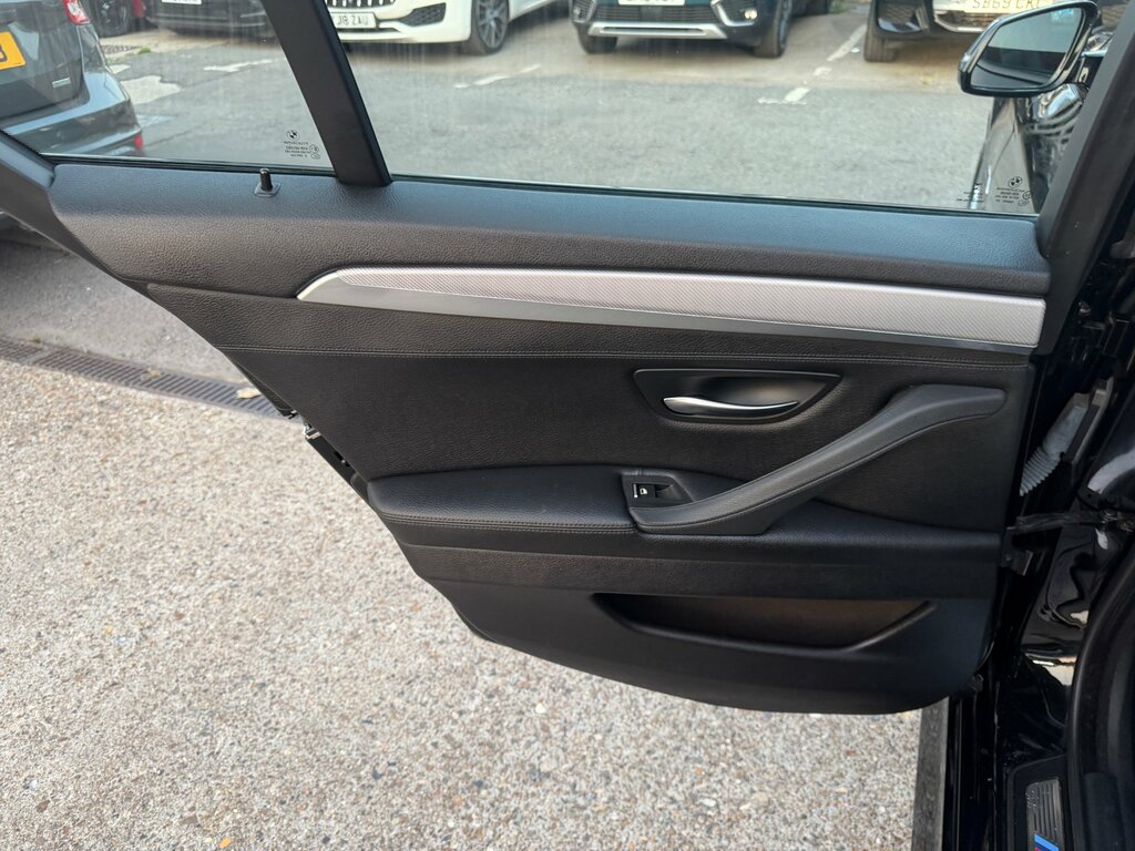BMW 5 Series 2.0 520D White #46