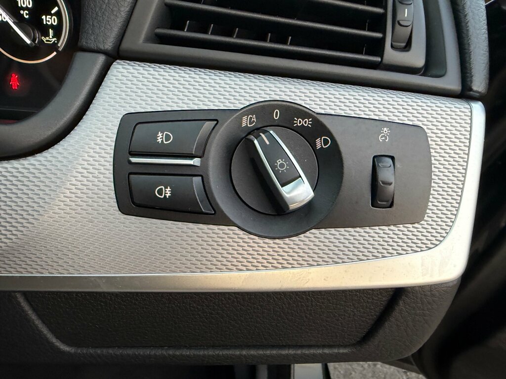 BMW 5 Series 2.0 520D White #25