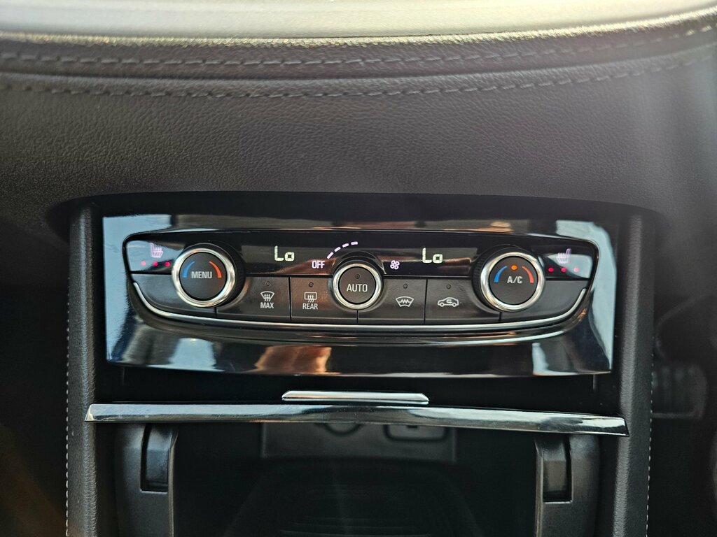 Vauxhall Grandland X  Black #43